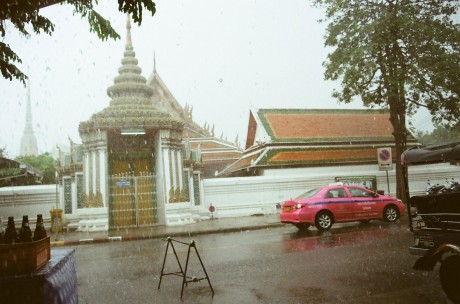don't get caught in the Thai rain...